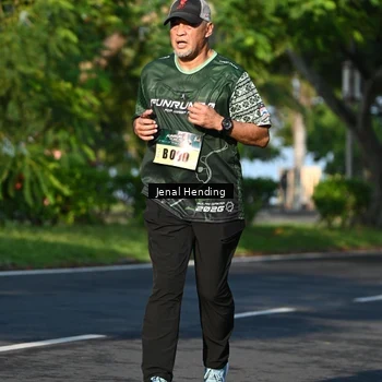 Runner Photo 5949664