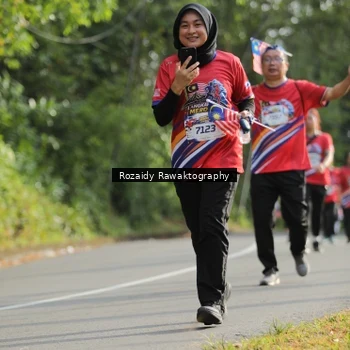 Runner Photo 5949678