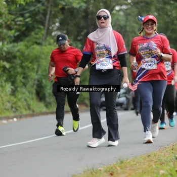 Runner Photo 5949702