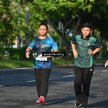 Runner Photo 5949716
