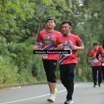 Runner Photo 5949863