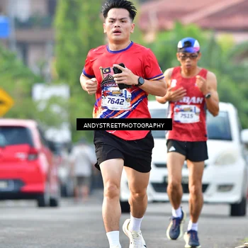 Runner Photo 5949975