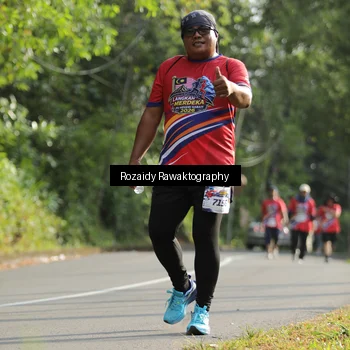 Runner Photo 5949992