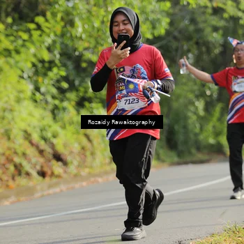 Runner Photo 5950049