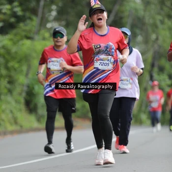 Runner Photo 5950142