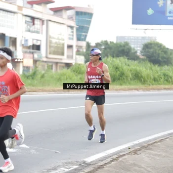 Runner Photo 5950244