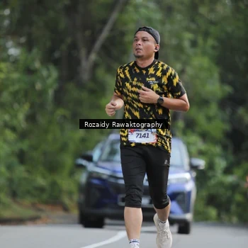 Runner Photo 5950254
