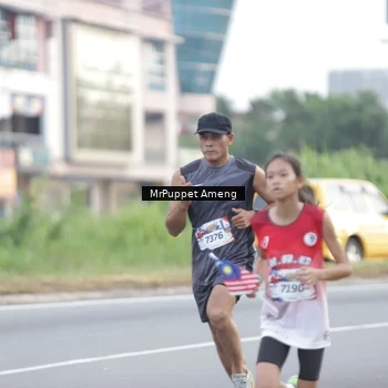 Runner Photo 5950272