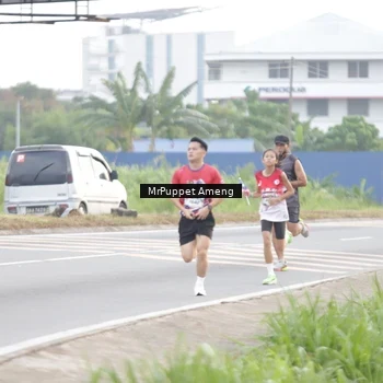 Runner Photo 5950276