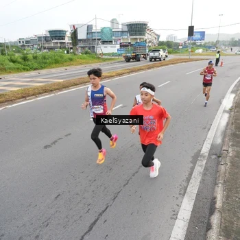 Runner Photo 5950314