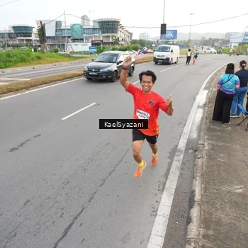 Runner Photo 5950332