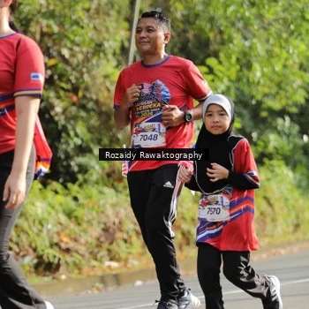 Runner Photo 5950346