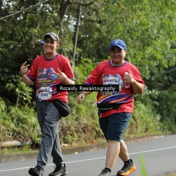 Runner Photo 5950361