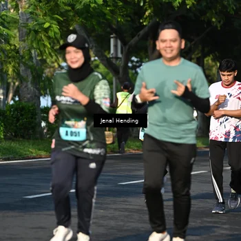 Runner Photo 5950454