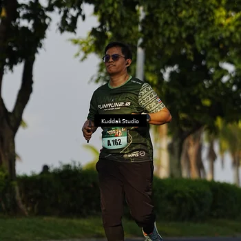 Runner Photo 5950629