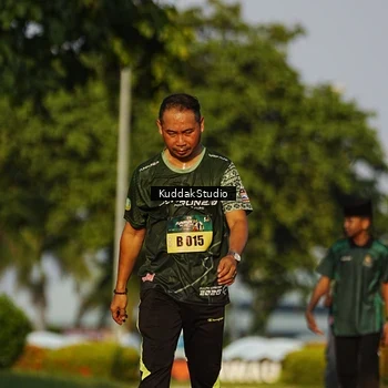 Runner Photo 5950675