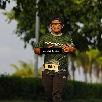 Runner Photo 5950753