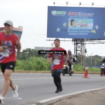 Runner Photo 5950771