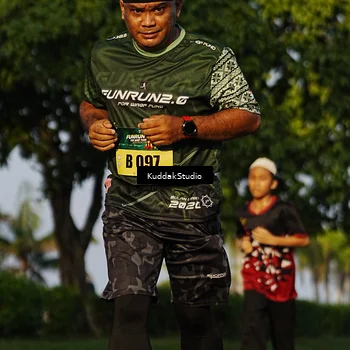 Runner Photo 5950815