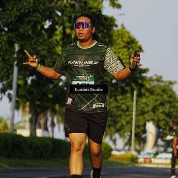 Runner Photo 5950845