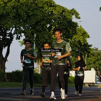 Runner Photo 5950896