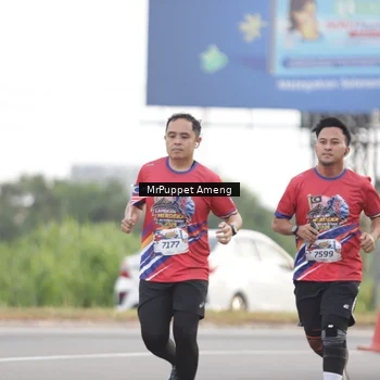 Runner Photo 5950916
