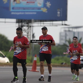 Runner Photo 5950998