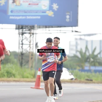 Runner Photo 5950999
