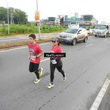 Runner Photo 5951135