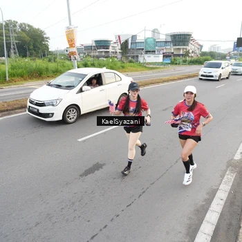 Runner Photo 5951152
