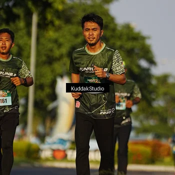 Runner Photo 5951270