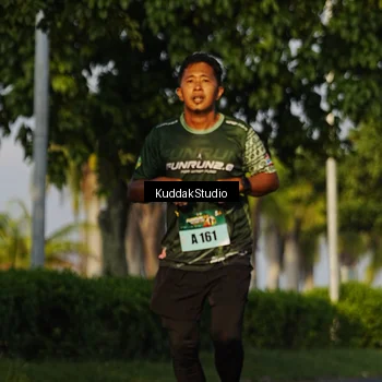Runner Photo 5951273