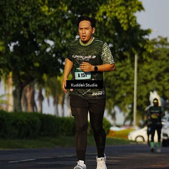 Runner Photo 5951345