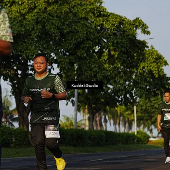 Runner Photo 5951366