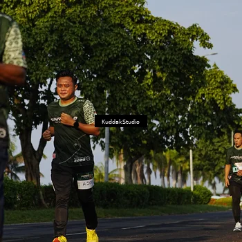 Runner Photo 5951376