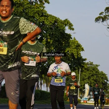 Runner Photo 5951426