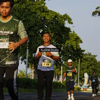 Runner Photo 5951429