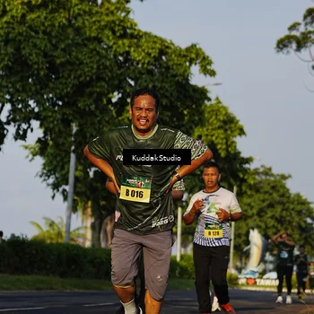 Runner Photo 5951446