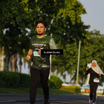 Runner Photo 5951535