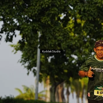 Runner Photo 5951669