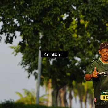 Runner Photo 5951673