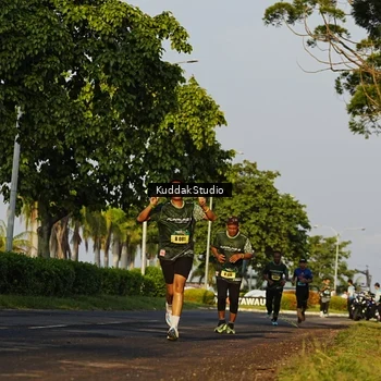 Runner Photo 5951736