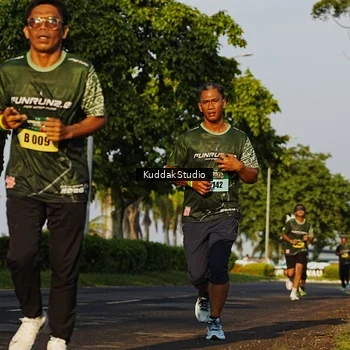 Runner Photo 5951737