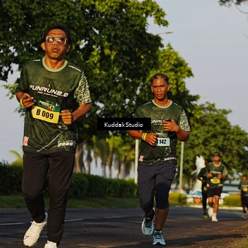 Runner Photo 5951744