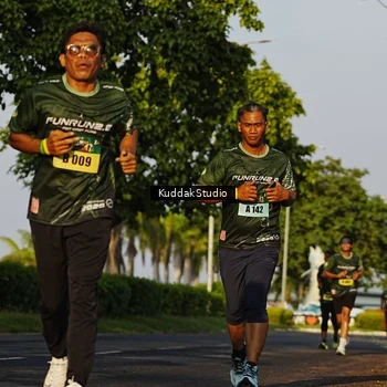 Runner Photo 5951751