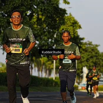 Runner Photo 5951756