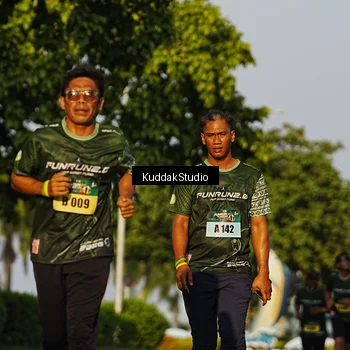 Runner Photo 5951757