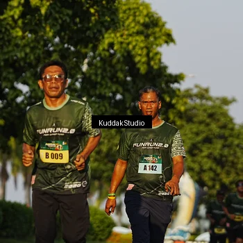 Runner Photo 5951764