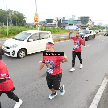 Runner Photo 5952049