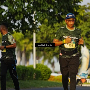 Runner Photo 5952052